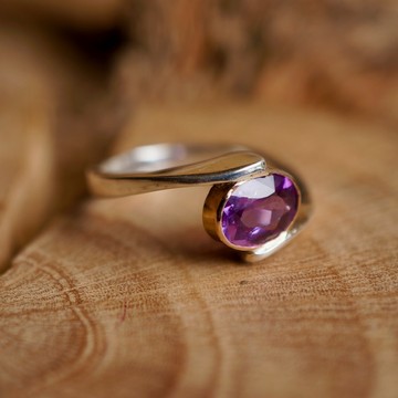 Sapphire ring