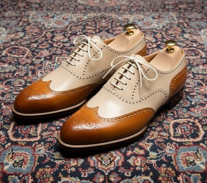 Handmade Two Tone Leather Oxford Shoes: Men's Wingtip Brogues