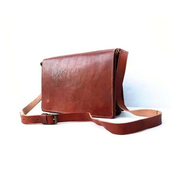 100% handmade genuine leather business briefcase.