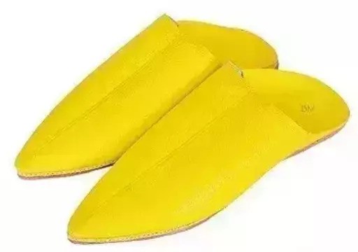 Slippers in original yellow leather handmade for men