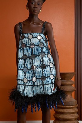 ROBE AYANDE ORNÉE DE PERLES