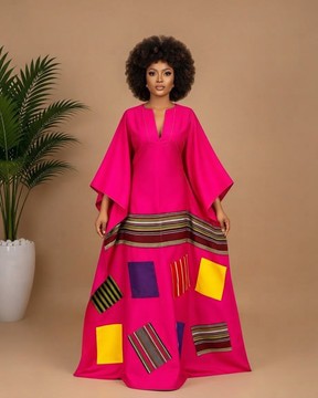 Robe longue à motifs bleus et marrons