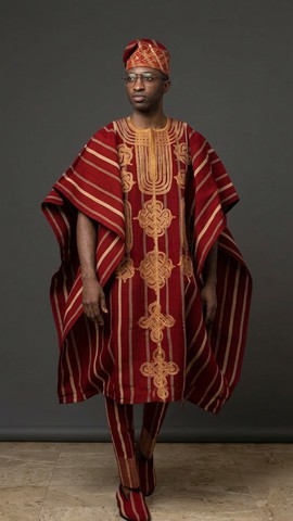 Ensemble Agbada brodé haut de gamme bordeaux et or