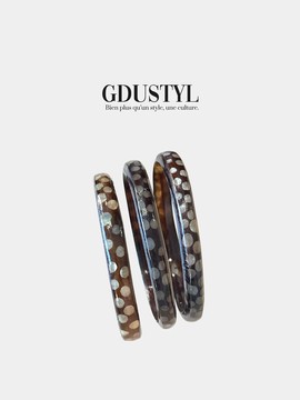 Weeks bracelets in gray zebu horn