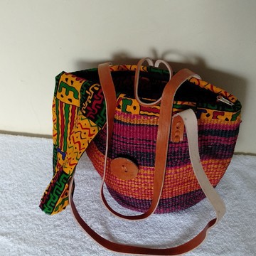 Kiondo/sisal bag/tote/kiondo basket/African basket/handcrafted bag/handwoven sisal bag.