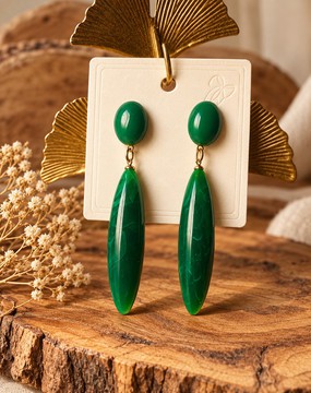 Gorgeous pair of ceramic earrings