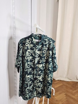 Yinka shirt in green Adire fabric for boys [10 &amp; 12 years]