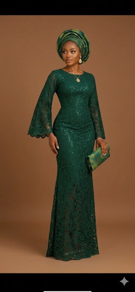 Ensemble élégant en dentelle vert émeraude