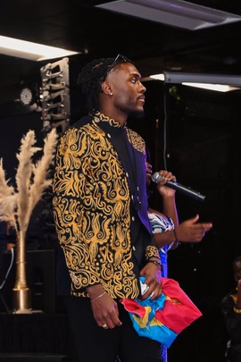 Blazer Golden Kapita