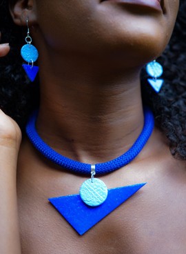LIGHT20-05: NECKLACE + BO / BLUE TRIANGULAR HORIZON
