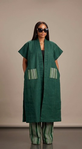 Elegant  Aso Oke Women’s Two-Piece Set – African Long Sleeveless Jacket with Striped Wide-Leg Pants