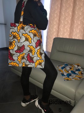 Tite Bag the queen