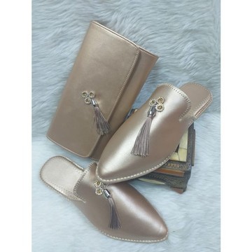 Handmade slippers and wallet set for women