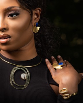 Beautiful bronze necklace "Kenza"