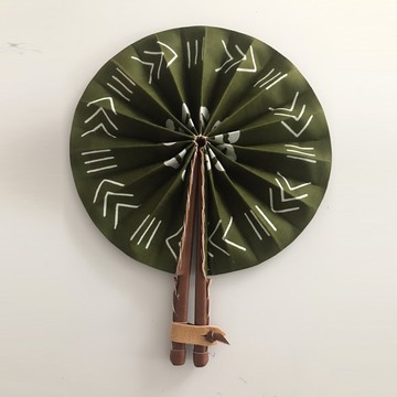 NEW YORK WAX AND LEATHER FAN