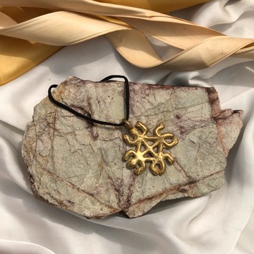 Funtunfunefu Brass Necklace