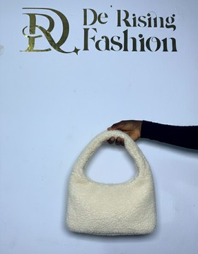 Sac à bandoulière crème en tissu duveteux