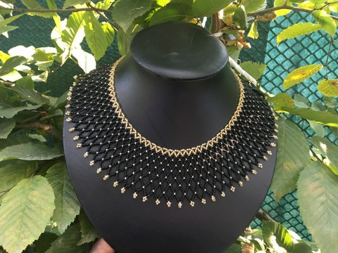 Masai necklace black and gold