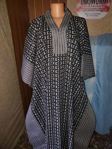 Boubou caftan en Ankara et en Aso-Oke tissé à la main