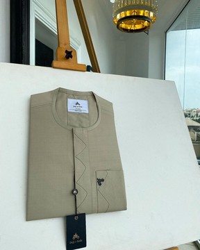 A light Oak, Front Flap with undulating details kaftan native