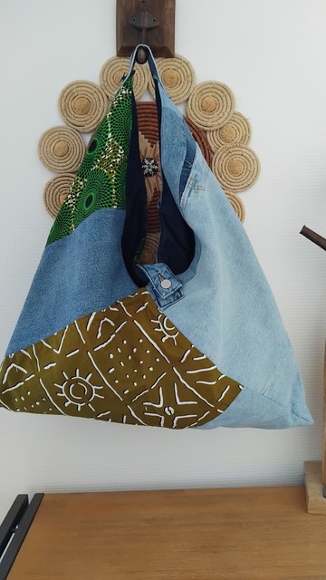 Sac cabas en wax et jeans recyclés