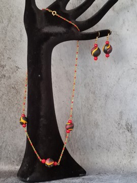 OYA TOGUH earrings in WAX fabric-loincloth beads