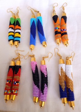 Assortiment de boucles d'oreilles en gros/ Six paires de boucles d'oreilles maasai/ bijoux pour femmes/ boucles d'oreilles faites à la main