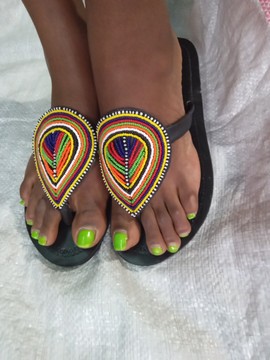 Sandales maasaï femmes africaines / 2021 / newstock / cuir / sandales plates