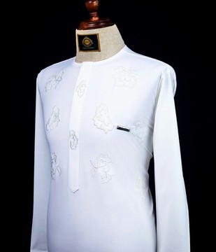 Vêtements traditionnels africains d'eG