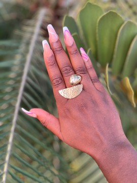 “Tanga” ring