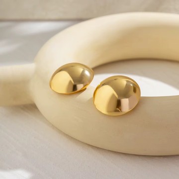 Boucles d'Oreilles "Éclat Solaire" – Dômes Dorés Polis