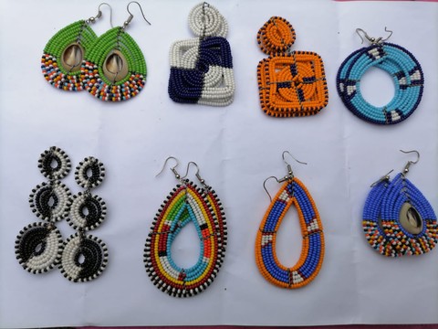 Boucles d'oreilles Maasai / Cordes maasai en gros / Boucles d'oreilles faites à la main pour les femmes