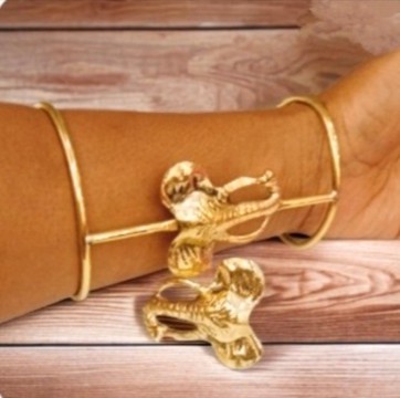 Matching jewelry, African jewelry, brass jewelry, handmade jewelry, brass bracelet, brass ring.