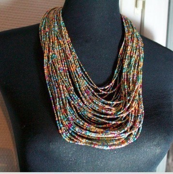 Collier en perles "Royaume Uni"