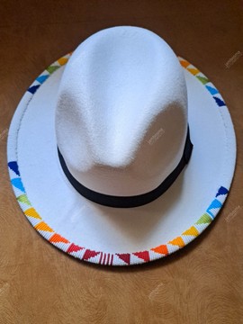 Chapeaux Fedora, chapeaux africains perlés, chapeaux femmes
