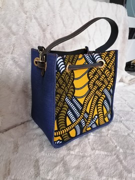 affiavi bag