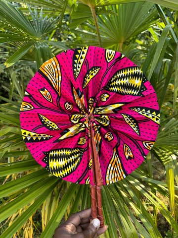 Wax and leather fan in its pouch