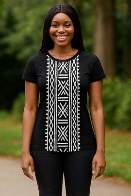 T-shirt noir pour femme à imprimé tribal afrocentrique et coupe sophistiquée