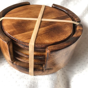 Un ensemble de 6 sous-verres en bois / sous-verres de table en bois naturel