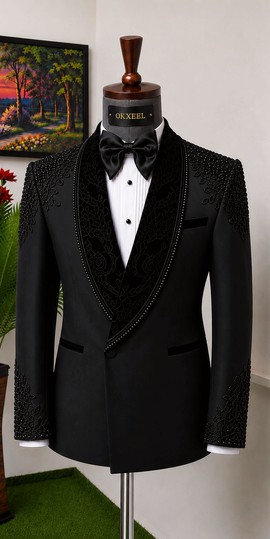 Noir Regal Embroidered Shawl Lapel Tuxedo Suit