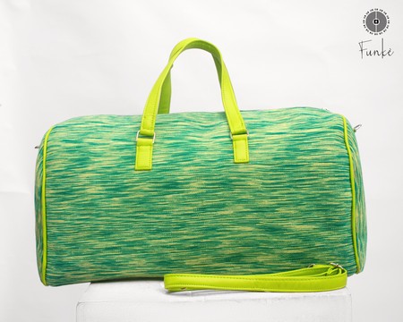 Green Kanvô travel bag