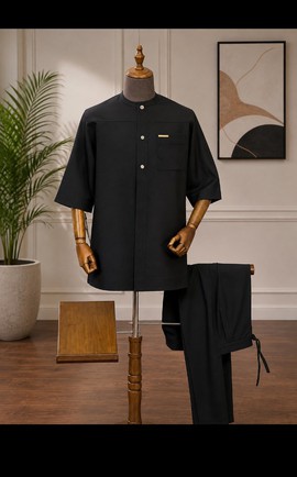 Ensemble Senator de luxe noir pour homme – Haut à manches courtes avec col mao et pantalon à liens aux chevilles