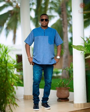 Blue kanvô tunic