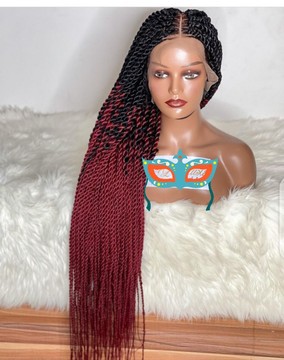 Medium size twist with frontal lace