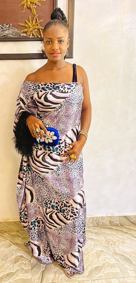 Robe longue en soie pour femme élégante pour les anniversaires/mariages/occasions spéciales/grande taille