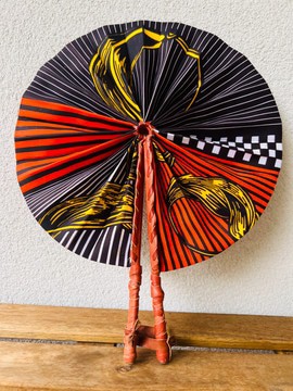 Magnifique éventail africain multicolore wax et cuir