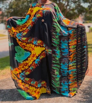 Robe kaftan longue imprimée en mousseline légère multicolore noire
