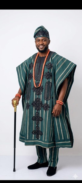 Classic Agbada for men