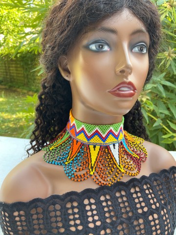 Sumptuous black &amp; gold “Queen” Masai necklace