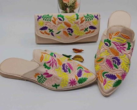 Handmade slipper and wallet set